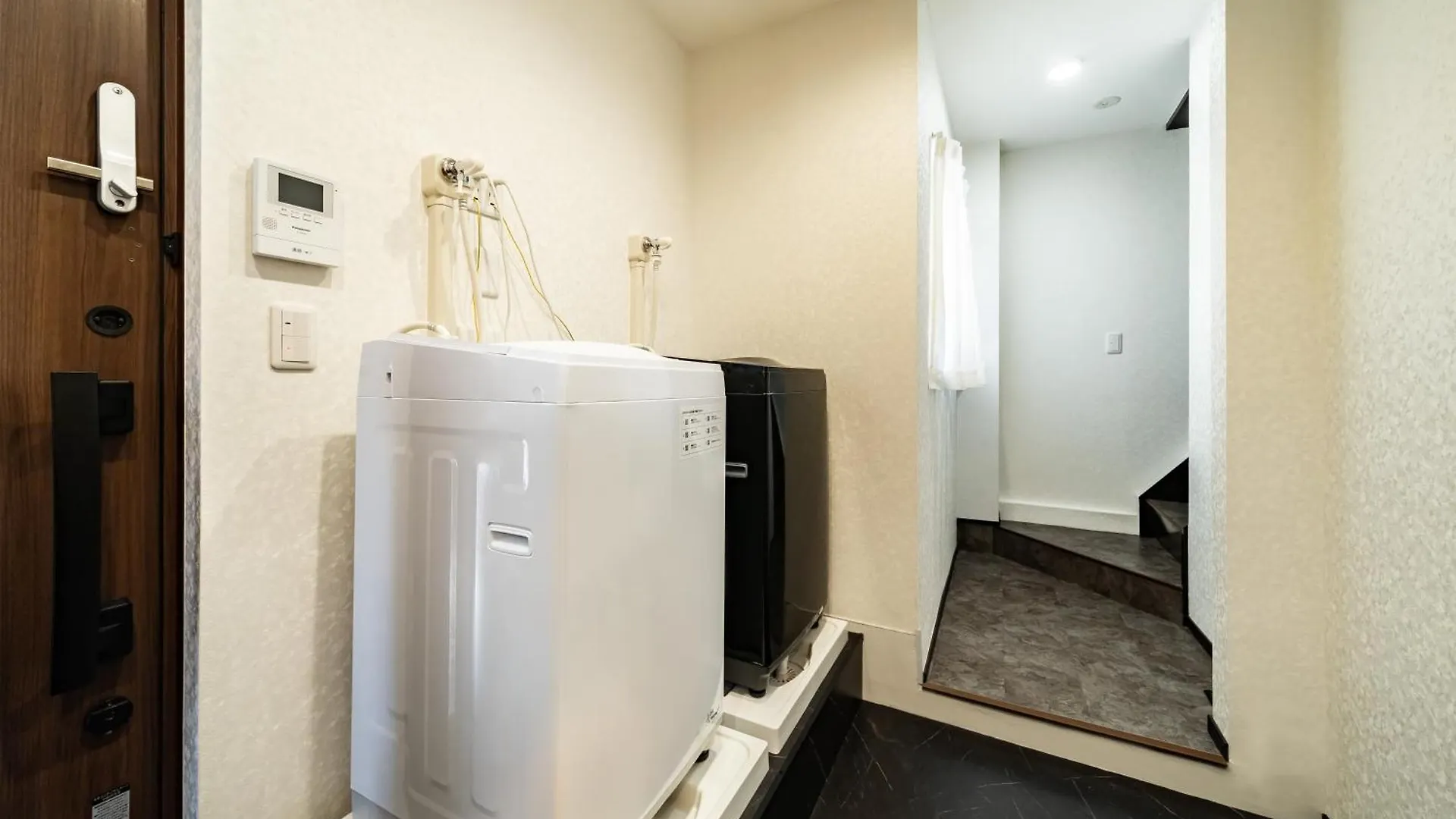 Lejlighed 84-3, Shiomi 201, Entire Room For Rent Tokyo
