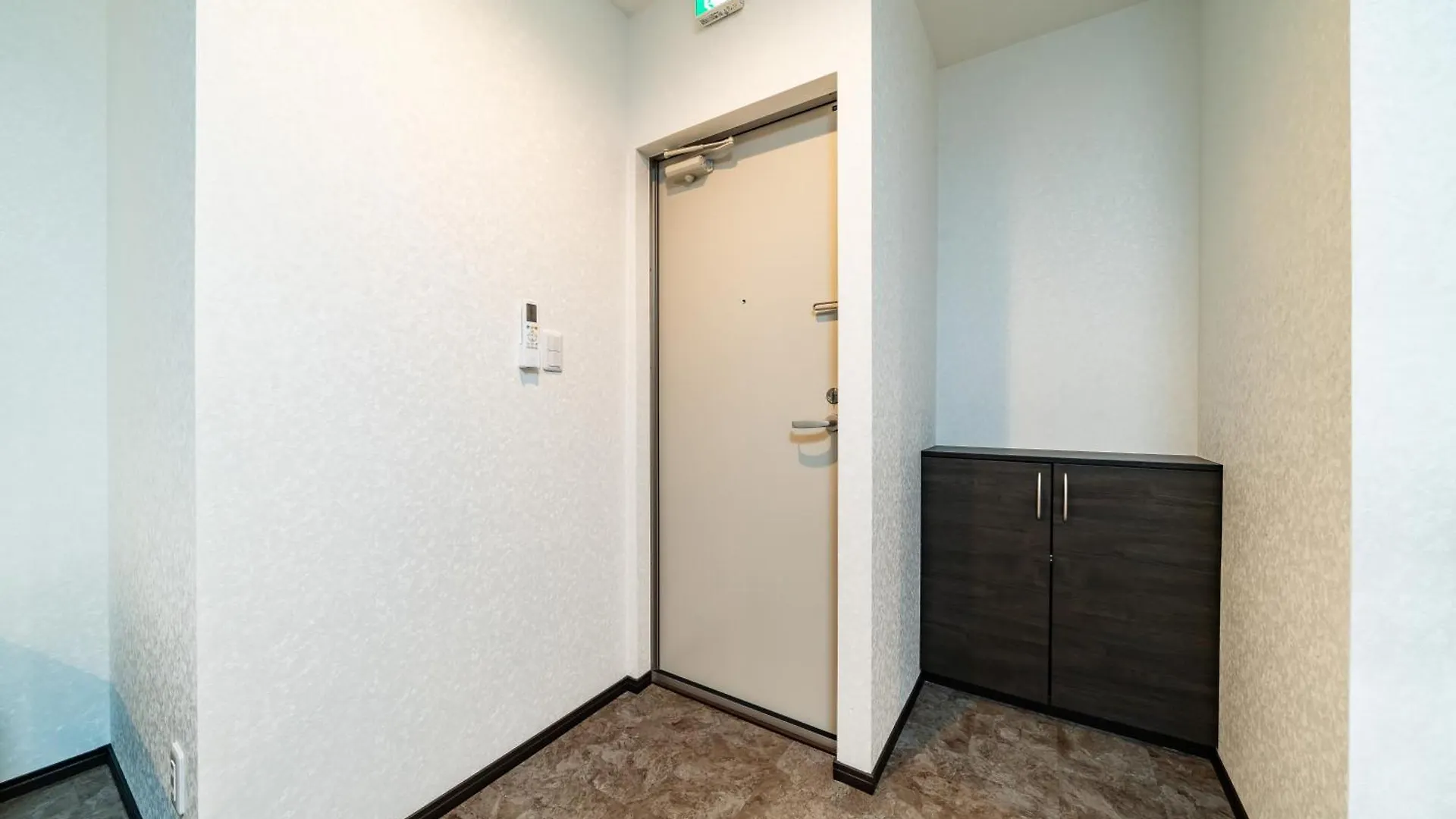 84-3, Shiomi 201, Entire Room For Rent Tokyo Lejlighed