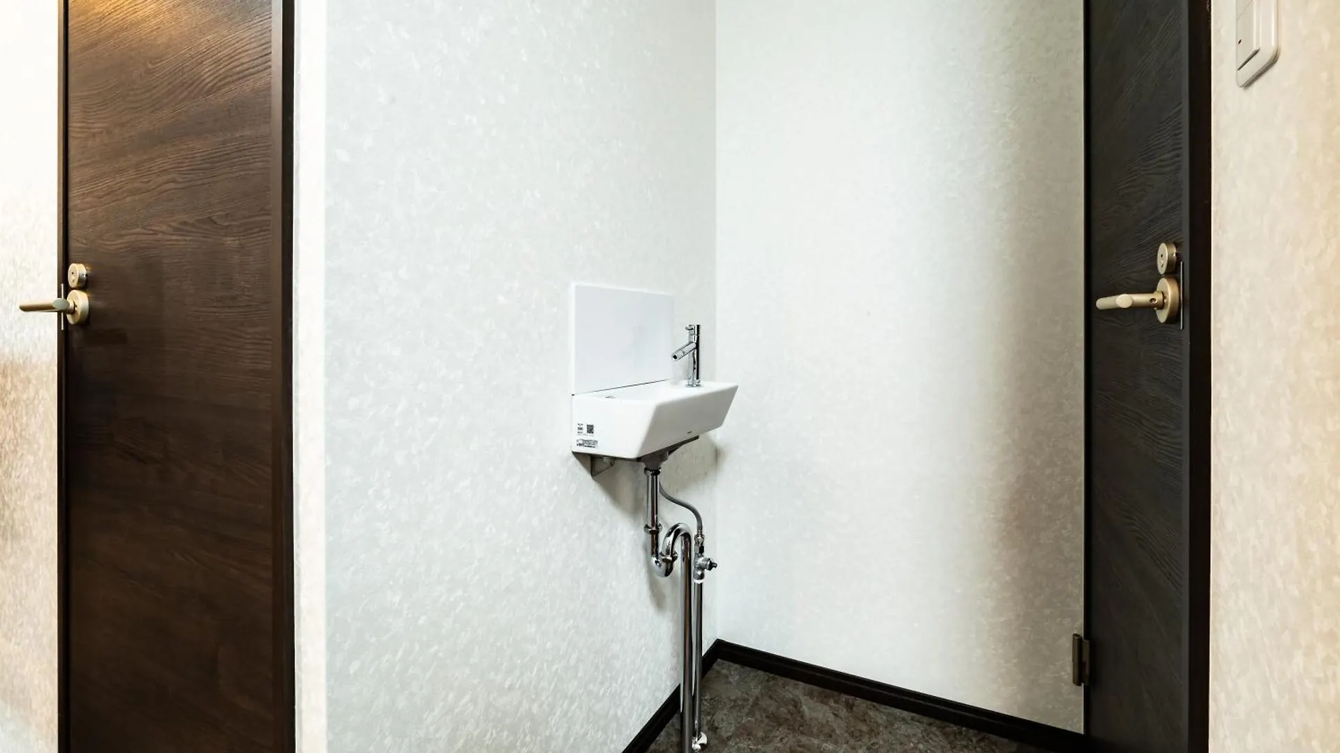 84-3, Shiomi 201, Entire Room For Rent Tokyo Lejlighed